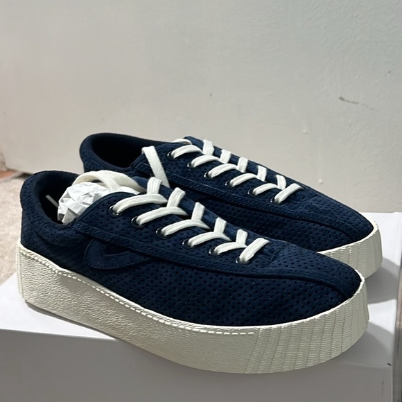 Brand New! Trenton Platform Sneakers 6.5 - Picture 7 of 8